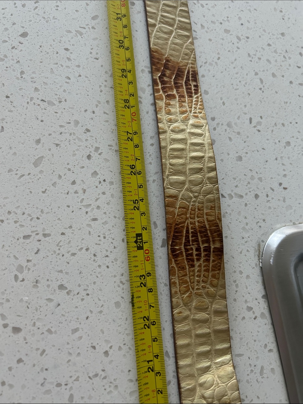 Gold Floral Crystal Oval Buckle Croc-Embossed Women's Belt - Picture 11 of 14